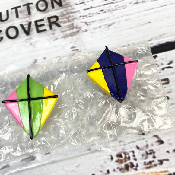 Vintage 1980's Ladies Fashion Bold Vibrant Eclectic Button Cover Set of Three - Picture 3 of 7